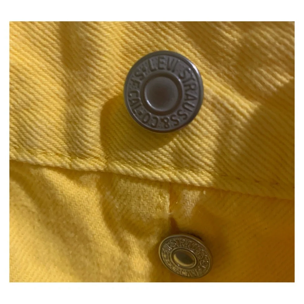 NEW Levi's Jeans Yellow Levi’s Denim Deadstock Yellow Button Fly Jeans Size 26 - Picture 8 of 12